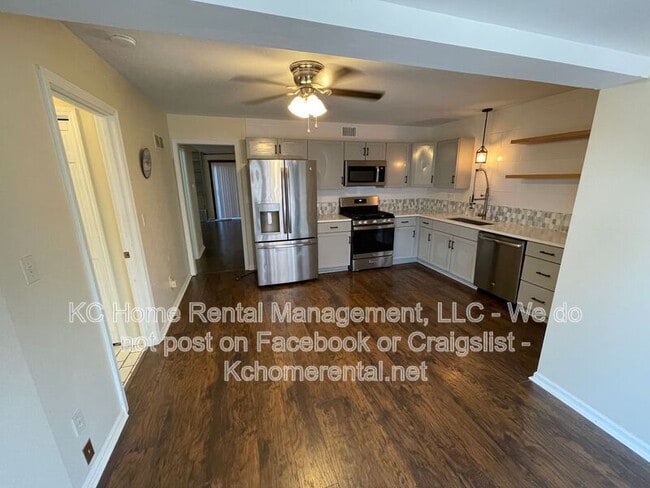 Photo - 209 Woodbridge Ln