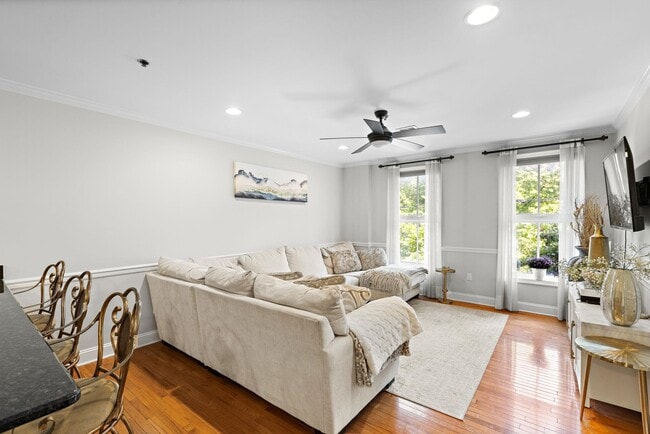 Photo - 501 9th St Unit 404