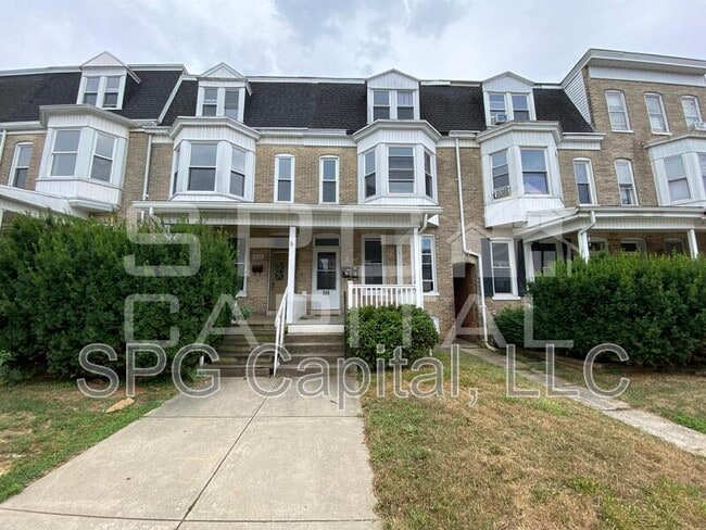 Building Photo - 260 W Jackson St