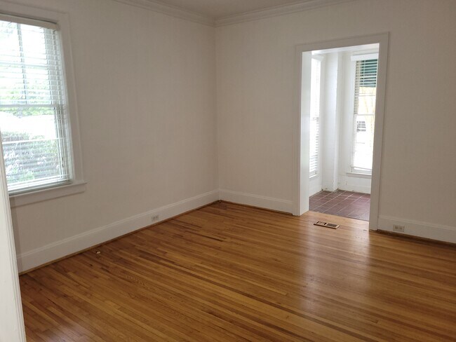 Photo - 118 Altondale Ave Unit 2