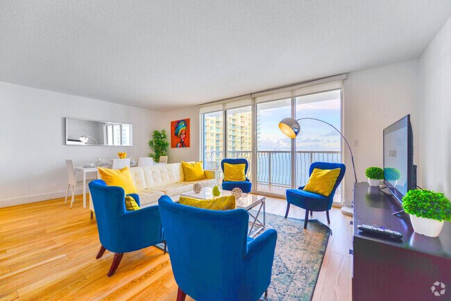 Building Photo - 1200 Brickell Bay Dr Rental