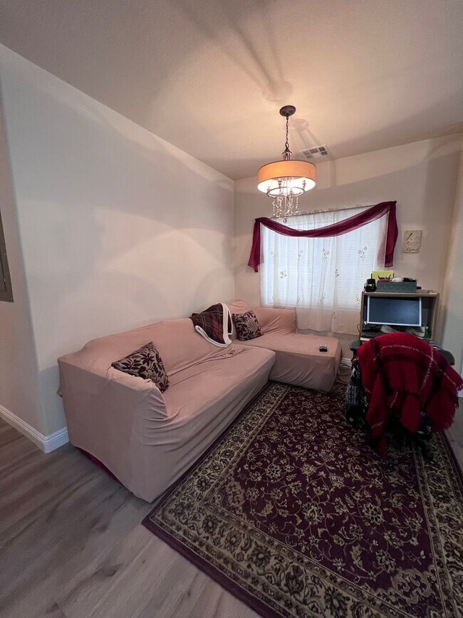 Photo - SUNRISE MOUNTAIN 3 BEDROOM TOWNHOME