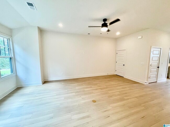 Photo - 1782 Deverell Ln