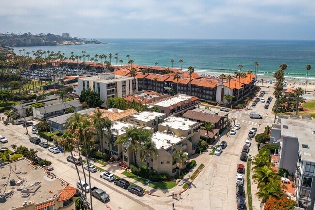 Building Photo - La Jolla Shores Living - Steps from the Be... Rental