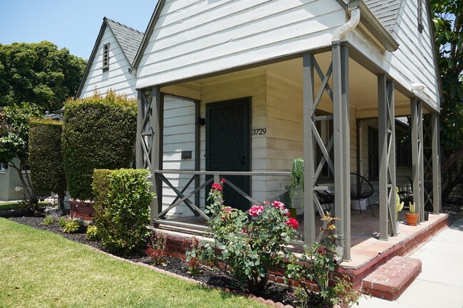 Photo - 3729 Boyce Ave