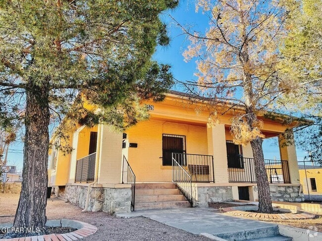 Building Photo - 2526 Yandell Dr Unit 4 Rental