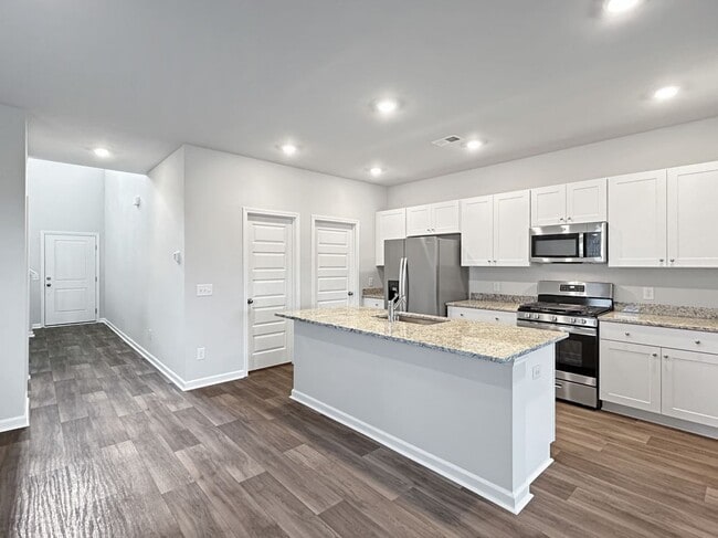 Photo - 367 Pine Crest View Dr