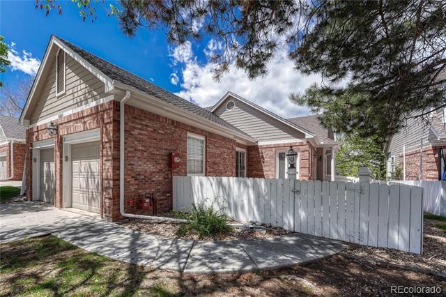 Photo - 9885 Greensview Cir