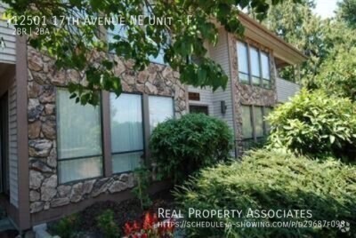 Building Photo - Retro Vibe - well maintained Condo - LARGE...