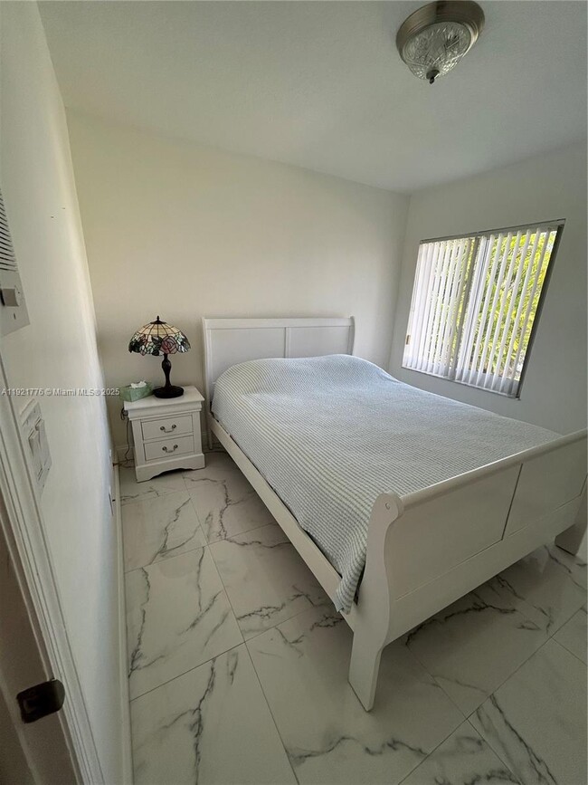 Photo - 16620 SW 101st Terrace Unit 01