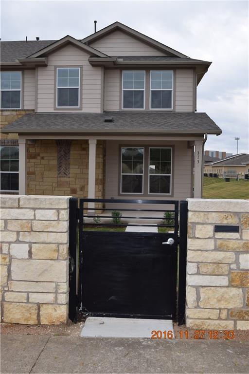 Photo - 313 N Heatherwilde Blvd