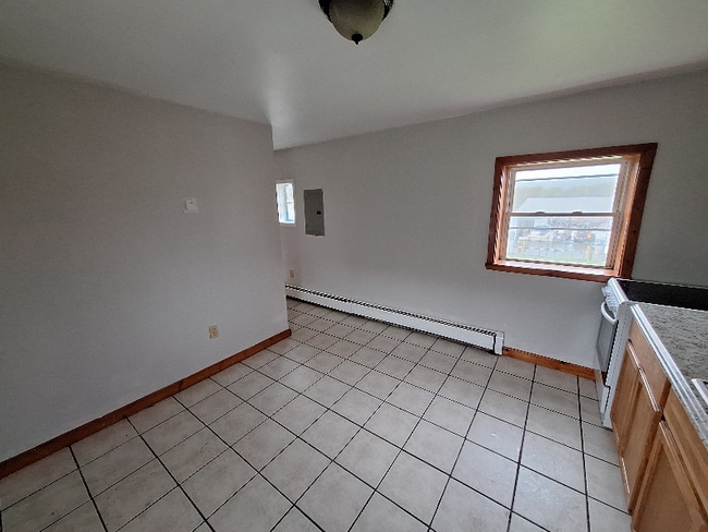 Photo - 2071 Ulster Ave Unit 9