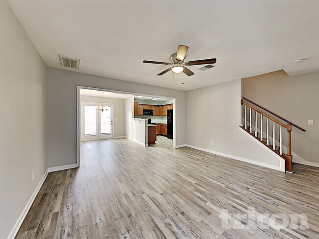 Photo - 232 Mary Joe Martin Dr