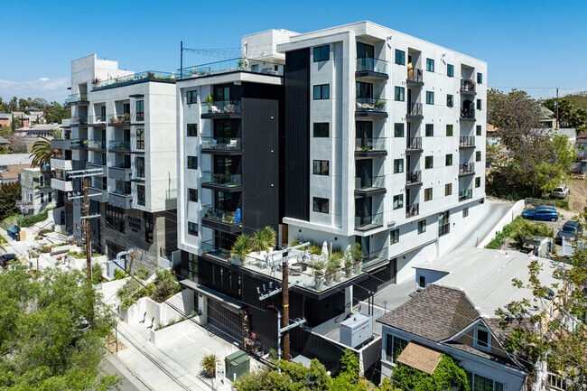 Building Photo - Patton Towers