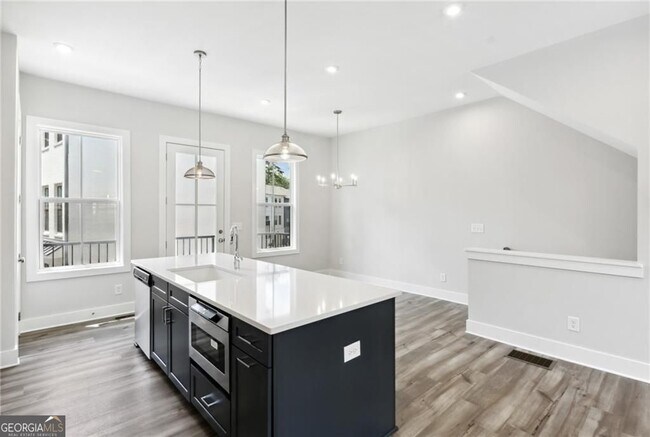 Photo - 138 Chestnut Cir