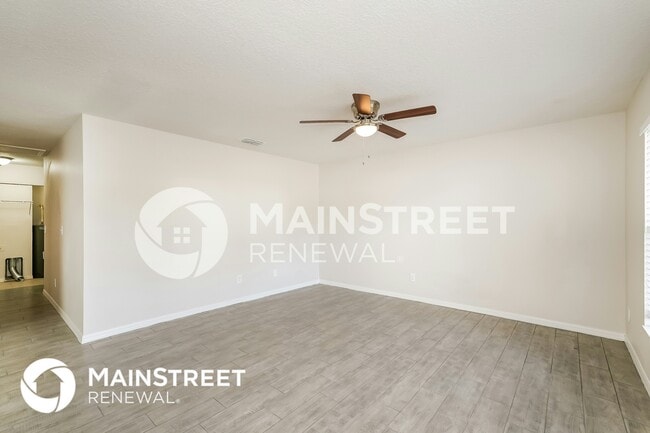 Photo - 2427 18th St S