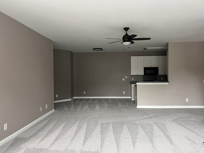 101 Golf View Ln Unidad 101