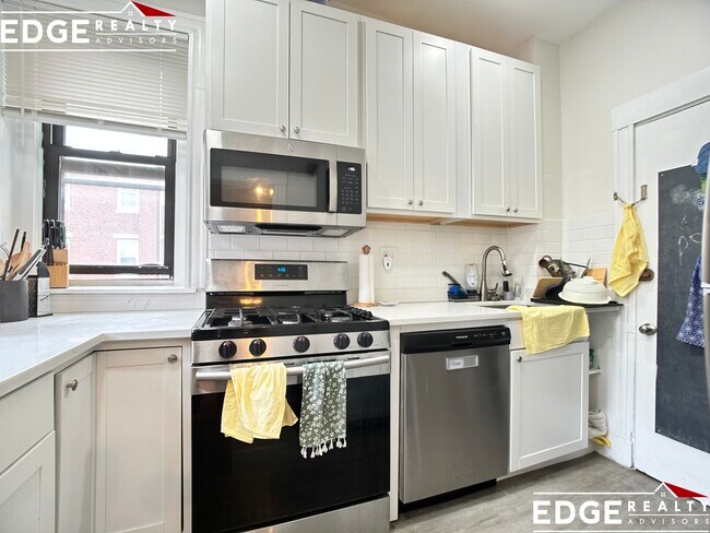 Photo - 14 Glenville Ave Unidad 2