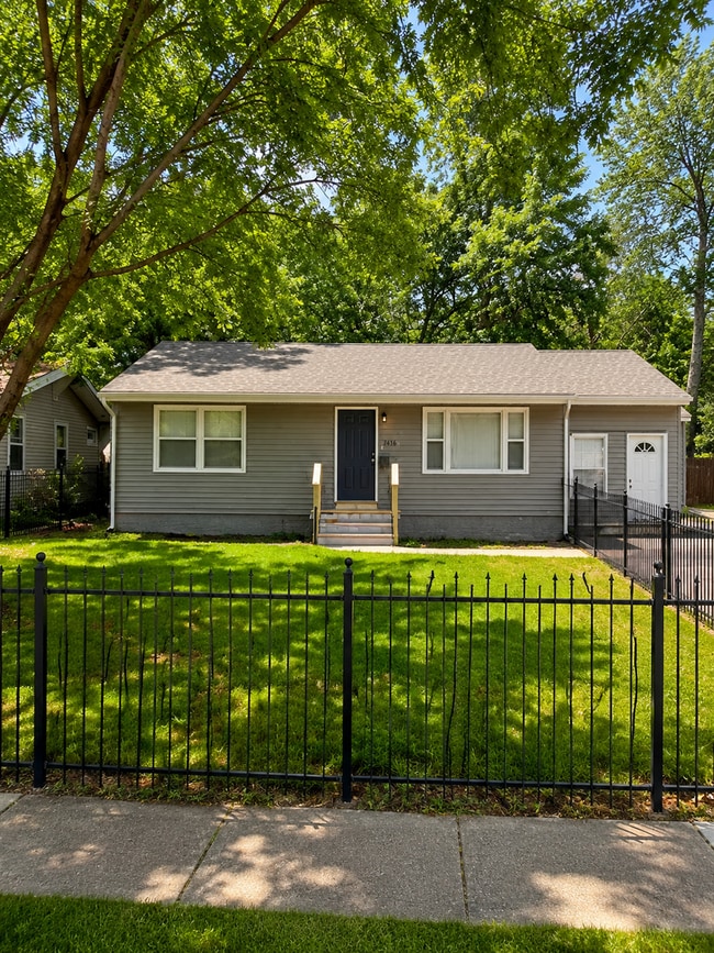 Building Photo - 7416 Montgall Ave