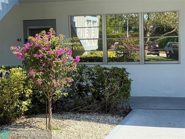 Photo - 42 Tilford C Unit 42