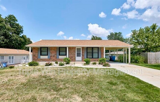 Building Photo - 1955 Bobbinray Ave Rental