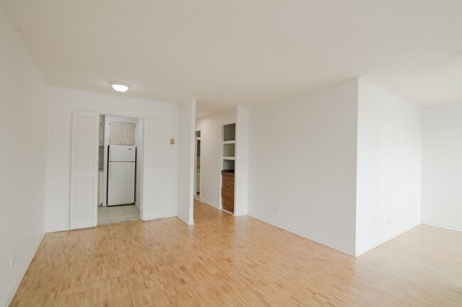 Photo - 1975 Maisonneuve Blvd W Unit 1903