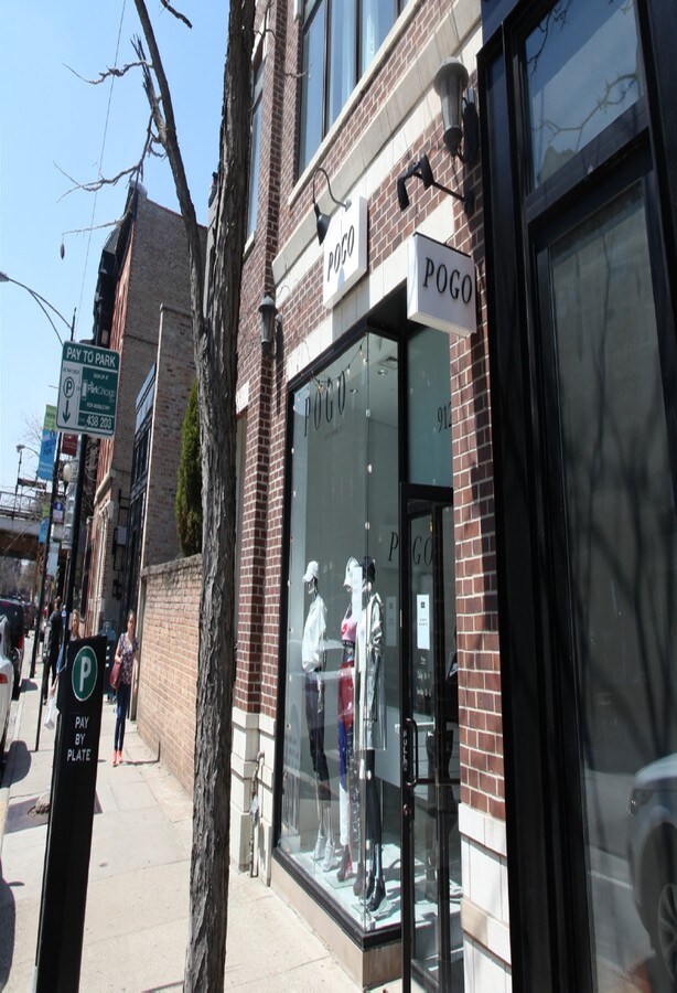 Photo - 912 W Armitage Ave