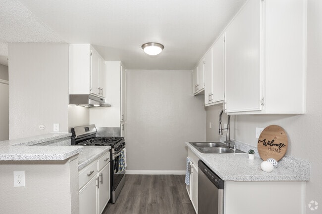 Interior Photo - ELEVATE APARTMENT HOMES