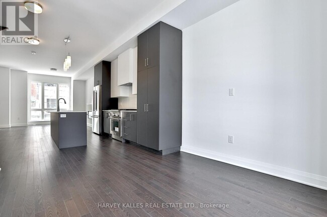 Photo - 204 Atkinson Ave