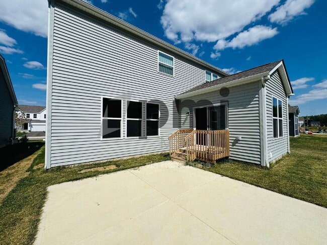 Photo - 5749 Shadowfair Ln