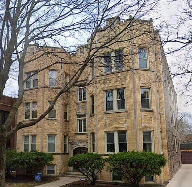 Building Photo - 4752 N Virginia Ave Unit 2S