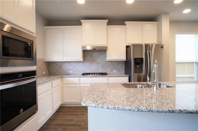 Photo - 14110 McCoy Lp