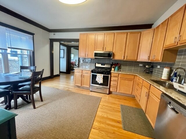 Photo - 4452 N Winchester Ave Unit 3