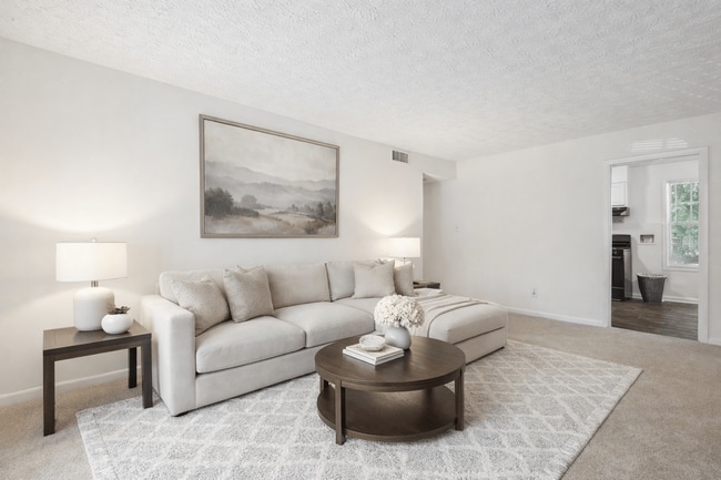 Building Photo - Emerald Pointe