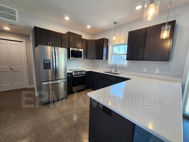 Photo - 1309 3rd St NW