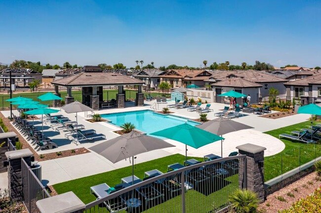 Vlux at Queen Creek