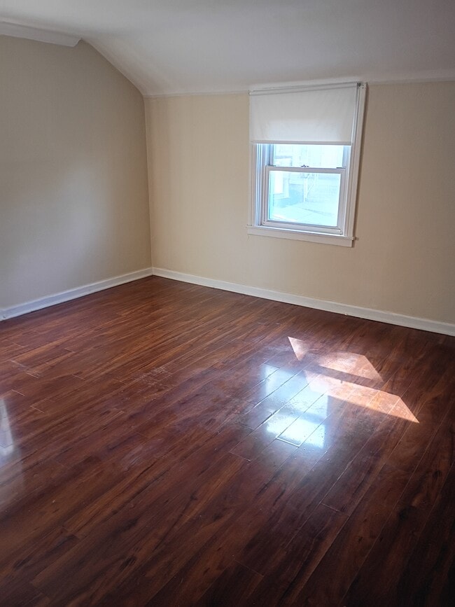 Photo - 4531 Coleridge St