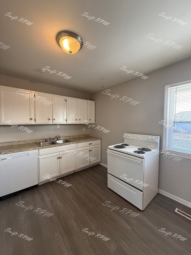 Photo - 709 NE 66th Terrace