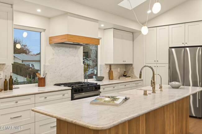 Photo - 734 Calle Margarita