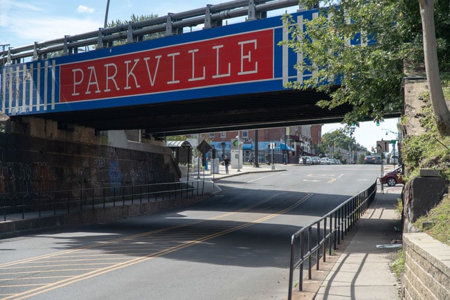 Photo - Parkville Management