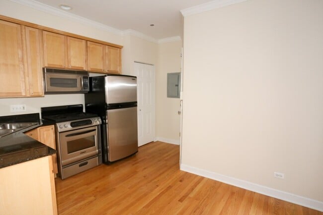 Photo - 3243 N Clifton Ave Unit J05P