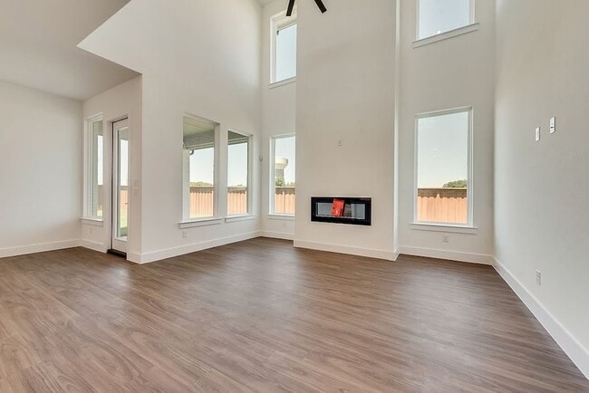 Photo - 14011 Bohannon Dr