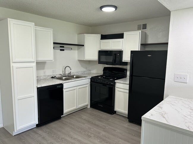 520D - Parkwood Gardens