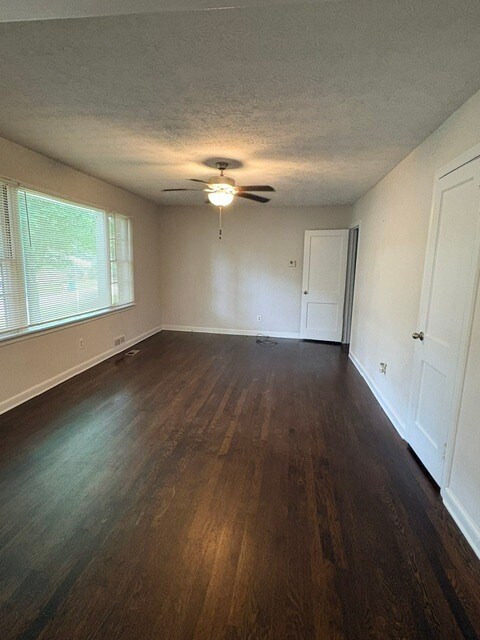 Photo - 2174 Trailwood Dr