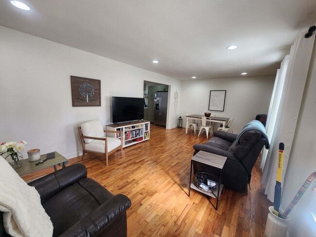 Photo - 1508 Johnson Blvd