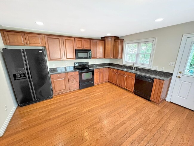 Photo - 5 Bedroom Home in VCU Area