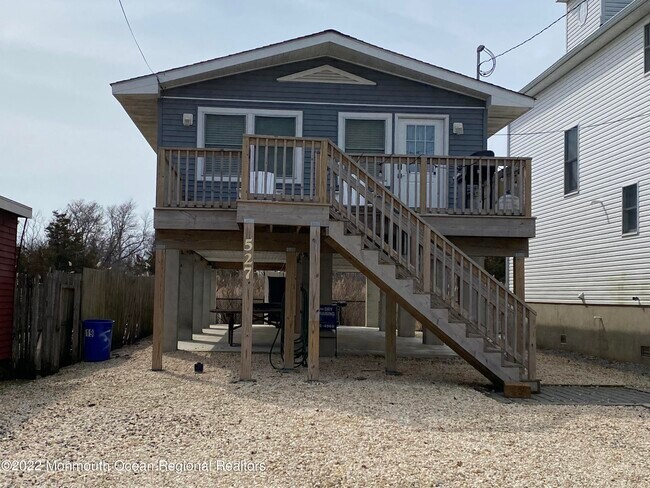 Photo - 527 Brielle Rd