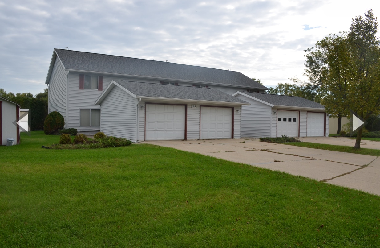 Photo - 205 Sunnyfield Ct Townhome