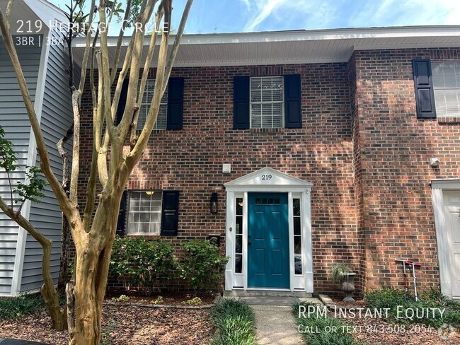 Building Photo - Mt. Pleasant Charming 3 Bedroom! Rental