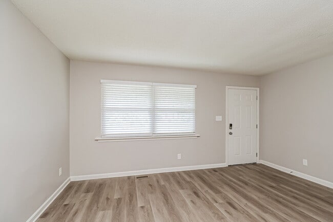 Photo - 601 Kentbrook Dr